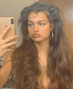 Look 80s, Mode Ulzzang, Baddie Hairstyles, Different Hairstyles, Hair Envy, Aesthetic Hair, Gorgeous Hair, Pretty Face, Pretty Hairstyles