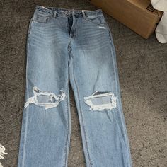 Brand New!! Size 8. Zipper To Close. Ripped Jeans American Eagle, American Eagle 90s Jeans, American Eagle Patched Jeans, American Eagle Mom Jeans, Americab Eagle Jeans, Distressed Mom Jeans, High Waisted Mom Jeans, Destroyed Denim, High Rise Mom Jeans