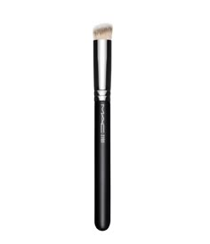 MAC 270 Synthetic Concealer Brush is round and slightly domed&#x2C; slanted mini shape - paired with densely packed&#x2C; luxuriously soft synthetic fibres - makes this brush ideal for applying&#x2C; buffing out and blending concealer creams and liquids with a smooth&#x2C; even finish. Works especially well with MAC Studio Fix 24-Hour Smooth Wear Concealer. MAC professional brushes are hand-sculpted and assembled using the finest quality material Blending Concealer, Mac Concealer, Mac Makeup Brushes, Mac Brushes, Essential Makeup Brushes, Tom Ford Makeup, Mac Studio Fix, Mac Studio, Synthetic Fibres