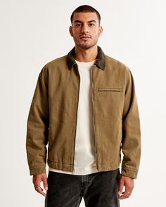 Our lightweight workwear jacket in a cozy twill fabric and relaxed-fit silhouette, featuring contrast fold-down collar, left chest zip pocket, recycled fill, zip-up front, side pockets with interior chest pocket and quilted interior lining. Southern Casual Outfits, Casual Classy Outfits, Turtleneck Fashion, Urban Fashion Trends, Mens Workwear, Workwear Jacket, Mens Fashion Classy, Layering Outfits, Men's Coats & Jackets