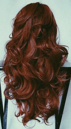 couleur de cheveux auburn, boucles magnifiques et lumineuses Red Hair Loreal, Easy Hair, Red Hair Color, Hair Dos, Gorgeous Hair, Color Ideas