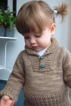 Boy Sweater Knitting Patterns Boys, Boy Jumper, Pull Bebe, Baby Boy Knitting, Knit Baby Sweaters, Boys Knits, Haken Baby, Easy Knitting Patterns, Boys Sweaters