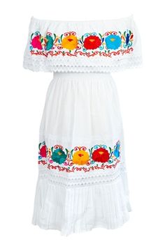 Shop Womens Off Shoulder Mexican Dress. These are traditional Mexican dresses commonly used at Fiestas like 5 de Mayo that feature embroidered flower designs. Encanto Inspired Outfits, Puebla Dress, Charro Quinceanera Dresses, Spanish Clothing, Traditional Mexican Dress, Frida Kahlo Style, Mexican Boho, Wimbledon Fashion, Mexican Embroidered Dress