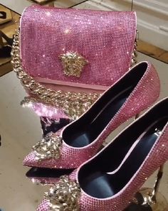 Hot Pink Accessories, Bag Tutorials, Versace Handbags, Versace Shoes, Pink High Heels, Ladies Accessories, Julien Macdonald, Shoe Trends