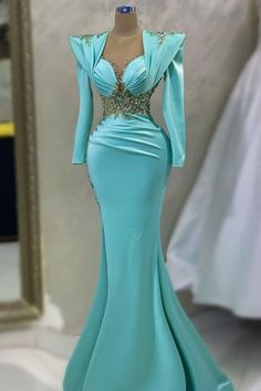 Prom Dress Sleeves, Long Sleeve Prom Dress Mermaid, Emerald Prom Dress, Colour Names List, Stylish Gown, Long Sleeve Evening Gowns, Dress Sleeves, Long Sleeve Prom, Sweetheart Prom Dress