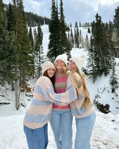 winter photoshoot, winter pic ideas, trio pose inspo, snow day, utah mountains Snow Mountain Photoshoot, Winter Friend Photoshoot, Utah Outfits Winter, Winter Poses For Instagram, Winter Pic Ideas, Snow Senior Pictures, Photography Chair, Winter Poses, Utah Outfits