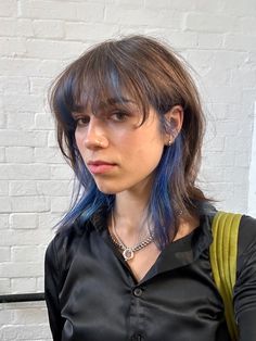 Dyed Blue Hair Underneath, Short Hair Color Streaks, Short Black Hair With Blue Underneath, Short Hair With Under Color, Light Blue Tips Hair, Blue Under Dye Hair, Brown Underdye Hair, Dye Streaks In Hair, Blue Shag Haircut