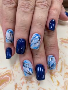 Short Acrylic Nails Marble Designs, Unique Marble Nails, Marble Nails With Design, Marble Blue Nail Art, Blue Biab Nail Art, Blue And Yellow Marble Nails, Red White And Blue Marble Nails, Marbling Nail Art, Nail Art Marble Blue