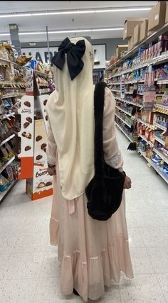 Coquette Muslim Outfit, Pretty Hijab Styles, Coquette Hijabi Outfits, Coquette Hijab Outfit, Hijabi Dress Outfits, Modest Coquette Outfits, Kawaii Hijab, Hijabi Coquette, Coquette Hijab