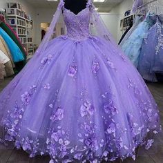 Lilac Quinceanera Dresses, Vestido Color Lila, Lavender Quinceanera Dresses, Lavender Quinceanera, Purple Ball Gown, Purple Quinceanera Dresses, Quinceanera Dresses Blue, Quince Dress, Sequin Prom Dresses