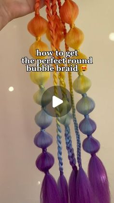 Festival Braids, Body Glitter & More on Instagram: "the BEST way to get perfect bubble braids every time 😩😻 I literally will not do them any other way now 
♡

♡

♡
#braid #braids #braiding #braider #braidtutorial #hairbraiding #tutorial #howto #festivalhair #festivalbraids #hairtutorial #ravebraids #ravehair #hairstyle #hairstyles #bubblebraid #bubblebraids" Fake Hair Bubble Braids, Cool Ways To Braid Your Hair, Festival Hair Braids Tutorials, How To Heart Braid, Diy Festival Braids, Rave Braids Tutorial, How To Bubble Braid, Braid With Glitter, Easy Bubble Braid Hairstyles