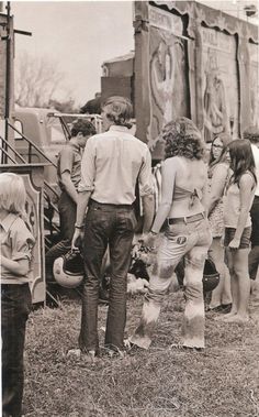 Welcome to fy hippies! This site is obviously about hippies. There are occasions where we post... Scott Mckenzie, The Yardbirds, Summer Jam, Hunting Girls, Vintage Festival, Jethro Tull, Watkins Glen