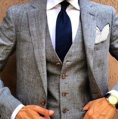 Textured Gray With a Side of Polka-Dots - Unique Groom Looks You'll Both Love - Photos Wedding Suits Men Grey, Grey Suit Wedding, Terno Slim, Outfit Grey, A Man In A Suit, Man In A Suit, Suits Men, Wedding Groomsmen, Groomsmen Suits