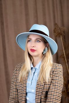 Elegant Blue Wool Women Fedora With a Stiff Brim Wide Brim - Etsy Ukraine Blue Fedora With Short Brim For Fall, Blue Short Brim Fedora For Fall, Blue Western Fedora With Wide Brim, Blue Western Wide Brim Fedora, Blue Short Brim Felt Hat For Fall, Blue Flat Brim Fedora For Fall, Blue Flat Brim Fedora For Winter, Western Style Blue Fedora Hat, Western Blue Wide Brim Sun Hat