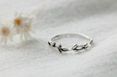 Silver Plant, Rose Vine, Silver Rose Ring, Gold Leaf Rings, Vine Ring, Simple Silver Jewelry, Plant Jewelry, Garnet And Gold