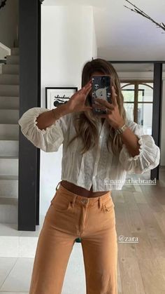 Hot Casual Outfits Winter, Tank Top Outfits Modest, Fall Comfortable Outfits, Cute Tops With Jeans, Casual Church Outfits Spring, Colorful Fits, Surfergirl Style, Fashion 23, Fit Checks