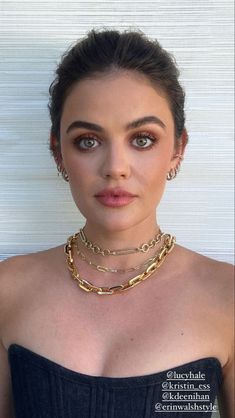 Lucy Hale Makeup, Lucy Hale Fashion, Green Eyes Brown Hair, Red Lip Look, Lucy Hale Hair, Dark Hair Makeup, Bump Hairstyles, Lucy Hale Style, Brown Hair Green Eyes