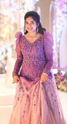 Customised Frocks For Women, Bridal Long Frocks For Reception, Full Frock Designs For Women Wedding, Full Frock Designs For Women Party Wear, Reception Party Dress Brides, Net Gown Designs, Vani Bojan, Net Dress Design, Frock Designs For Women