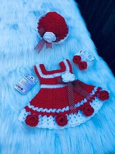 This crochet baby dress set includes a baby dress with a handmade baby sun hat and matching shoes. This can be customize in the color of your choice. Crochet Patterns Baby Girl, Crochet Baby Projects, Crochet Dress Girl, Crochet Pumpkins, Baby Dress Set, Crochet Baby Girl Dress, Crochet Newborn, Christmas Dress Baby