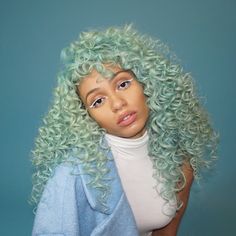 Louise Chantál Funky Curly Hair, Mint Green Hair, Hair References, Catty Noir, Flat Twist, Sisterlocks, Curly Hair With Bangs, Scene Hair, Pastel Hair