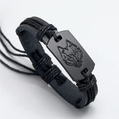 This Is An Amazing Gift For Any Man Or Woman In Your Life. The Bracelet Is Made From Bovine Leather And Is Sturdy. Please See Photos For Details. Bundle, Save & Get A Free Gift With Purchase! I Appreciate Y’all! *Smoke Free, Pet Free Home* Punk Style Men, Braided Rope Bracelet, Mens Jewellery, Embellished Fashion, Mens Bracelets, Mens Fashion Jewelry, Wolf Head, Vintage Punk, Braided Leather Bracelet