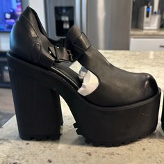 Women’s 8 / Eu38 Like New, Only Worn Once Black Platforms Unif Slacker Shoe With Pewter Buckle Unif Shoes, Black Platforms, Platform Shoe, Shoe Women, Black Platform, Platform Shoes, Like New, Buckle, Women Shoes