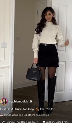 Mini Skirt And Knee High Boots, Black Leather Skirt Christmas Outfit, Sophie Moulds Outfits, Black Knee High Boots Outfit, Winter Fashion Outfits Casual, Business Casual Outfits For Work, Classy Work Outfits, Stylish Work Outfits, Business Casual Outfits