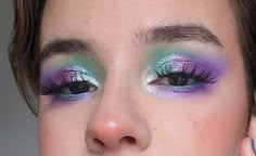 Funky Makeup Hooded Eyes, Eccentric Makeup, Unconventional Makeup, Dope Makeup, Colorful Eye Makeup, Makeup Eye Looks, Creative Eye Makeup