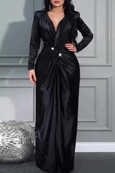 Olivia Mark - Glamorous Formal Maxi Gown with Twist Knot Waist and Pearl Decor Satin Dress With Long Sleeves, Satin Formal Gown, Long Satin Dress, Long Sleeve Satin Dress, Purple Tips, Banquet Dresses, Evening Gowns Elegant, Traditional Wedding Dresses, Aesthetic Winter