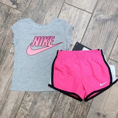 Nwt Bin Pe.L Cute Pink Sports Tops, Pink Short Sleeve Sports Set, Nike Pink Short Sleeve Sets, Nike Pink Playwear Sets, Casual Pink Sports Sets, Pink Casual Playwear Sets, Playful Pink Nike Sets, Sporty Pink Sets For Summer, Sporty Pink Sets For Spring