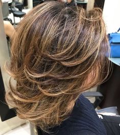 Medium Tousled Style With Layers Kort Bob, Rice Mask, Medium Layered Haircuts, Medium Layered Hair, Haircuts For Medium Hair, Mid Length Hair, Cool Haircuts