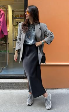 30 Outfits, Style Blazer, Elegante Casual, Mode Casual, Looks Street Style, Outfit Trends, Looks Chic, Blazer Outfits, Autumn Outfit