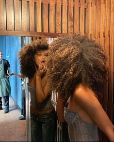 Mary Macdonald, Romantic Waves, Hairstyles 2024, Pelo Afro, Black Femininity, Marauders Era, Dream Hair, Curly Girl, Curly Hairstyles