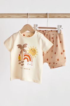 Bebe T Shirt, Baby Layette, Baby T Shirt, Kids Prints, T Shirt And Shorts, Kids Fashion Girl, Summer Kids, Kids' Fashion, Online Clothing Stores