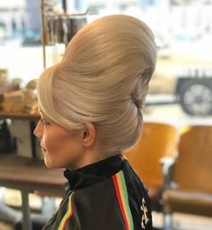 60’s Hairstyles, Beehive Hair, Big Bun Hair, Sleek Updo