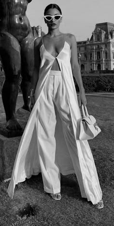 Mode Hippie, Mode Inspo, Mode Inspiration, White Outfits, Summer Outfits Women, Summer 2023, Resort Wear, Classy Outfits, Vestidos De Novia