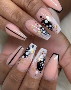 Nail Details, Flame Nail Art, Black And White Nails, Art Deco Nails, Glamour Nails, Nails Design With Rhinestones