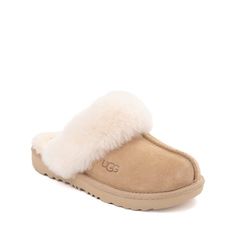 UGG® Cozy II Slipper - Toddler / Little Kid / Big Kid - Sand | Journeys Fluffy House Slippers, Ugg Cozy Slippers, Uggs For Kids, Cute Ugg Boots, Preppy Shoe, School Dance Outfits, Christmas Tools, Kids Ugg Slippers, Ugg Cozy