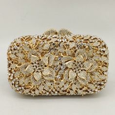 #BridalClutch #GoldClutch #WeddingClutch #ClutchPurse Clutch Evening Bags, Mens Card Wallet, Flower Clutch, Cheap Crystals, Bridesmaid Clutch, Mens Weekend Bag, Jelly Purse, Gold Evening Bag