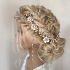 Bridal Hair Vine Wedding Headpiece With Flowers Bridal Hair - Etsy Rose Gold Wedding Headpiece, Floral Bridal Hair Accessories, Floral Bridal Hair, Bridal Hair Inspiration, Wedding Hair Ideas, Long Hair Wedding Styles, Bridal Hair Flowers, Wedding Hair Inspiration, Bridal Hair Vine