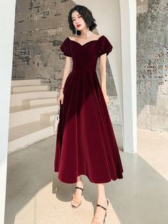 Things To Buy At Costco, Vestidos Color Vino, Burgundy Bridesmaid Dress, Prom Dress Burgundy, Burgundy Prom, Burgundy Bridesmaid, Burgundy Prom Dress, Trendy Dress Outfits, Burgundy Bridesmaid Dresses