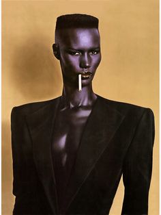 Verknipte Humor, Jean Paul Goude, Model Tips, Afrikaanse Mode, Grace Jones, Actrices Hollywood, Women Names, Iconic Photos, Jean Paul