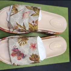 Authentic Gucci Gg Supreme Floral And Gg Monogram Print Slide Platform Sandals. Unique And Barely Worn! Original Box And Dust Bags Included. Shoes Gucci, Gg Monogram, Monogram Prints, Gucci Shoes, Platform Sandals, Women's Shoes Sandals, Shoes Sandals, Original Box, Dust Bag