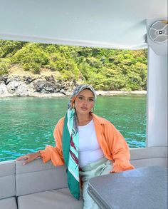 Beach Hijab Outfit Ideas, Hijabista Fashion, Hijabi Outfit, Modern Hijab Fashion