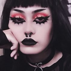 Short Eyebrows, Maquillage Goth, Emo Makeup