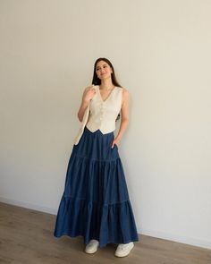 Briar Ruffle Tiered Maxi Skirt PDF Sewing Pattern US Sizes Xs-xl PDF Instant Download With Instructions & Video Tutorial - Etsy Gathered Tiered Skirt, Midsize Baddie, Long Skirt Sewing Pattern, Tiered Skirt Pattern, Maxi Skirt Sewing Pattern, Ruffle Skirt Pattern, Girls Western Shirts, Maxi Skirt Pattern, Simple Maxi