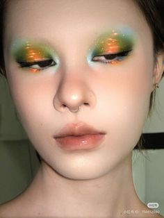 Orange Green Eyeshadow, Orange Green Makeup, Whimsical Makeup, Trendy Makeup Looks, Clown Aesthetic, Abstract Makeup, Makeup Reference, Painting Ornaments, Makeup Orange