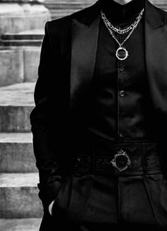 Gothic Outfits Men, Goth Mens Fashion, Goth Outfits Men, Goth Fashion Men, Gothic Fashion Men, Gothic Suit, Gothic Style Fashion, Vintage Outfits Men, Vampire Clothes