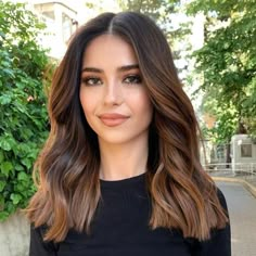 Brown Caramel Balayage Wavy Wig / Brunette Ombre Human Hair - Etsy New Zealand Brown Caramel Balayage, Honey Brown Hair, Caramel Balayage, European Hair, Wavy Wig, Hair Colorist, Hair Inspiration Color