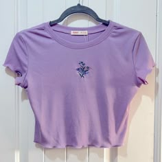 Nwt Romwe Lavender Lilac Purple Short Sleeve Crop Top With Embroidered Flower Size Small Lavender Aesthetic Outfit, Purple Shirt Aesthetic, Light Purple Clothes, Pink And Purple Clothes, Purple Clothes Aesthetic, Purple Shirt Outfit, Light Purple Crop Top, Purple Shirt Outfits, Strawberry Shortcake Halloween